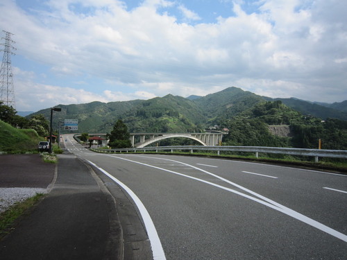 437.JPG